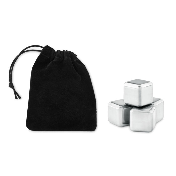 Set of 4 ice cubes in a bag